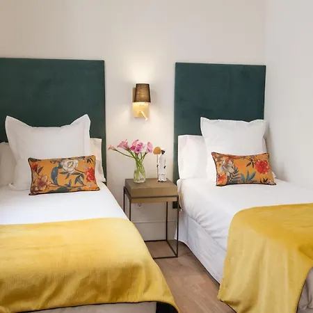 Isg Cedaceros Apartamento *
